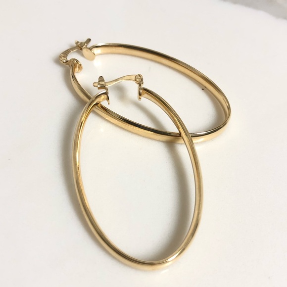 Jewelry - 18k Gold Filled Oval Hoop Earrings
